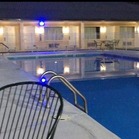 Stay Express Inn & Suites Demopolis Esterno foto
