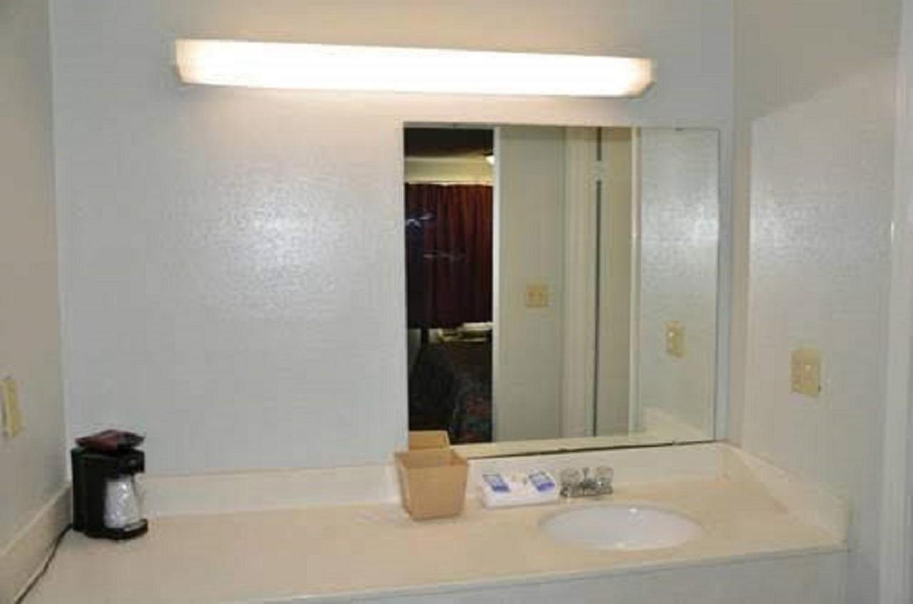 Stay Express Inn & Suites Demopolis Esterno foto