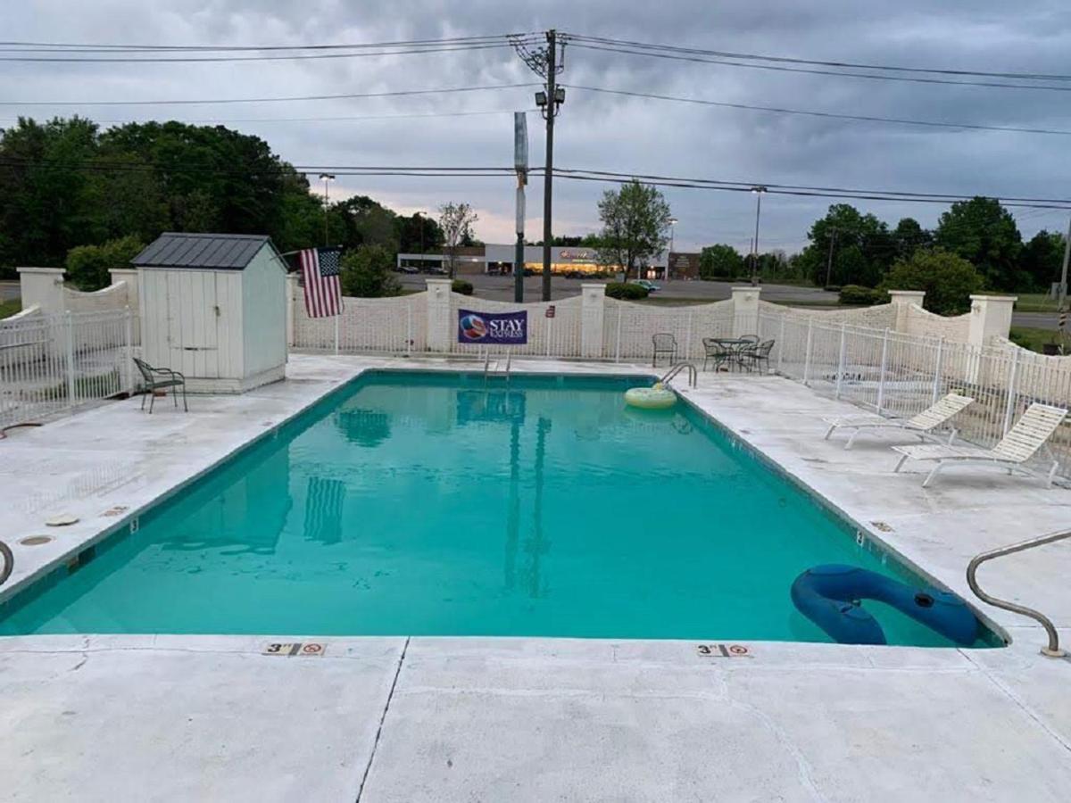 Stay Express Inn & Suites Demopolis Esterno foto